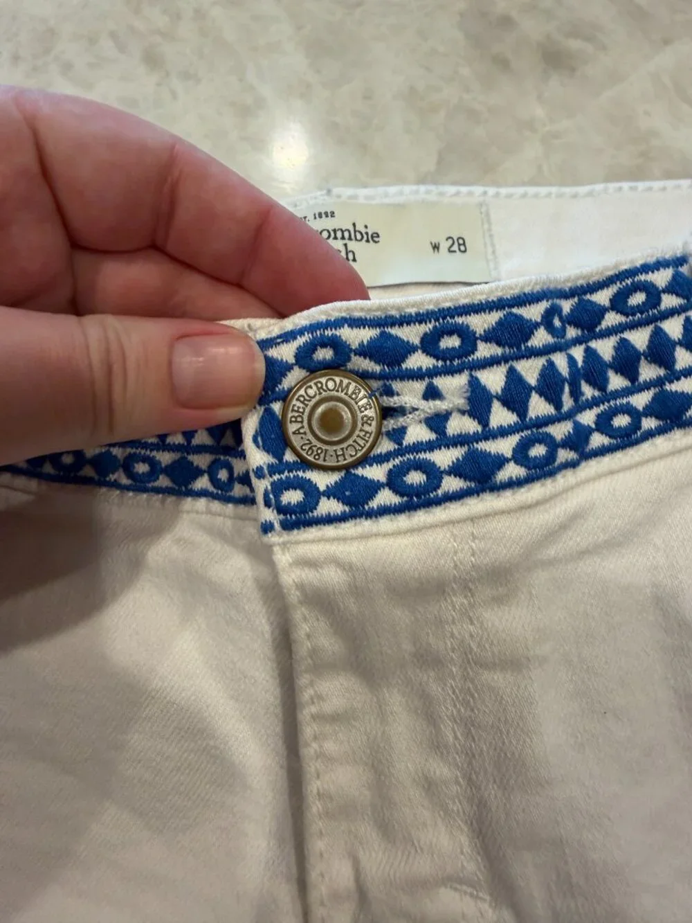 Abercrombie & Fitch abercrombie fitch